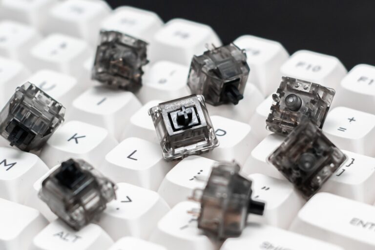 A Comprehensive Guide to Keyboard Switch Types and Their Uses